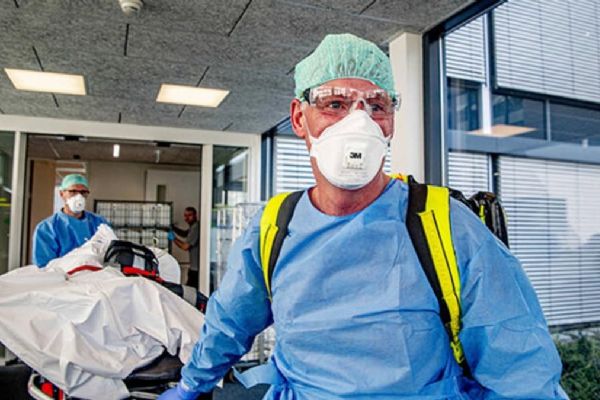 Almanya'da koronavirüs bilançosu: Can kaybı 9 bin 3'e yükseldi