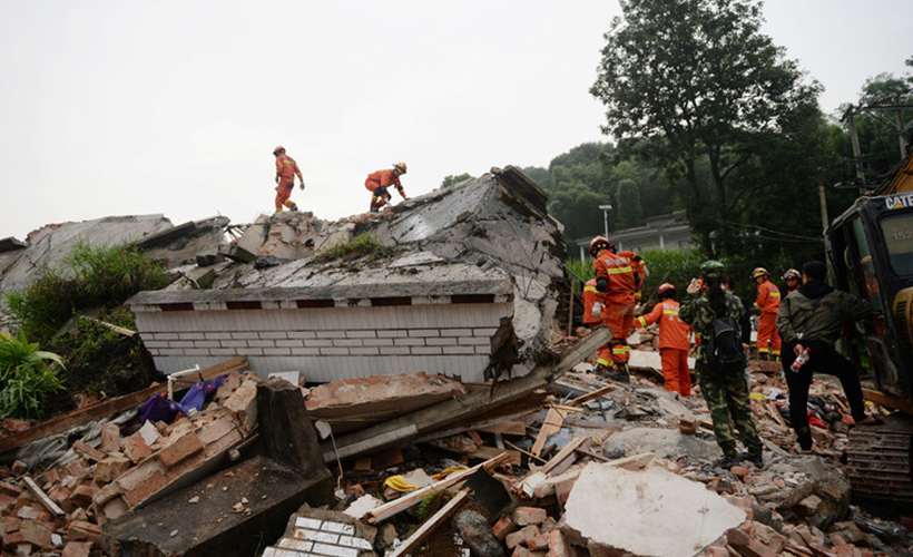 Uygur Özerk Bölgesi'nde 6,4 büyüklüğünde deprem