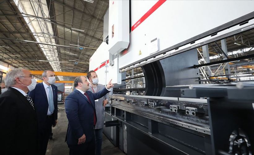 Bakan Varank, 5 kıtada 86 ülkeye ihracat yapan Dener Makina'yı ziyaret etti