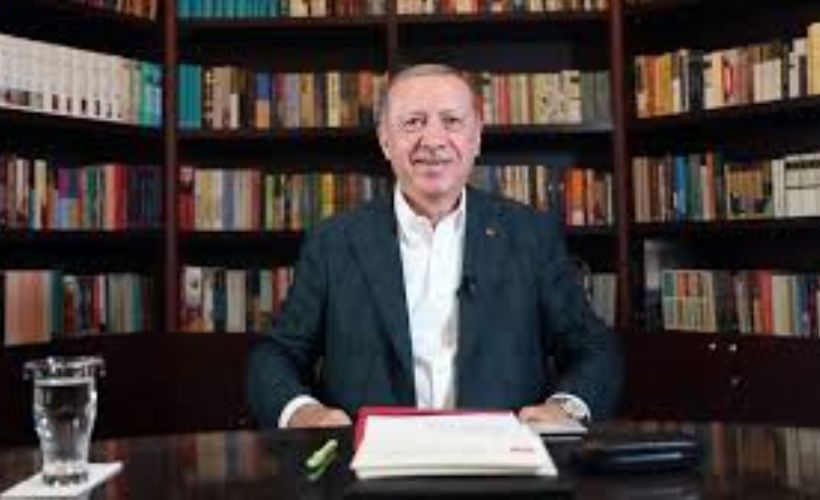 Cumhurbaşkanı Erdoğan, koyunları telef olan aileye 16 adet koyun gönderdi