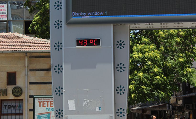 Gaziantep'te termometre 43 dereceyi gösterdi! Sıcaktan bunalan vatandaşlar deniz istedi