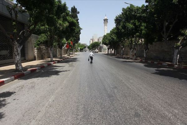 Batı Şeria'da Kovid-19 nedeniyle 5 gün boyunca genel karantina uygulanacak