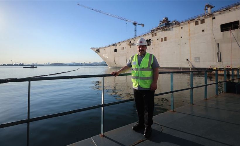 'Yüzen kışla' Anadolu Türkiye'yi denizlerde 'küresel güç' haline getirecek