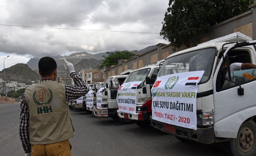 Türkiye’den Yemen’e 250 bin kişilik yardım