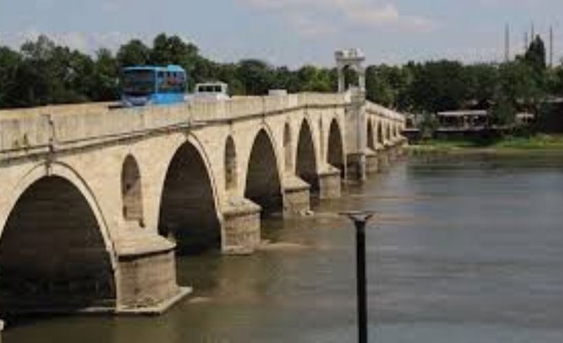 Sıcak hava Meriç Nehri'nin debisini düşürdü