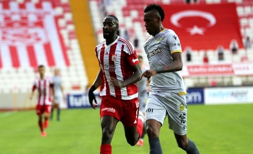 Sivasspor'da kan kaybı sürüyor