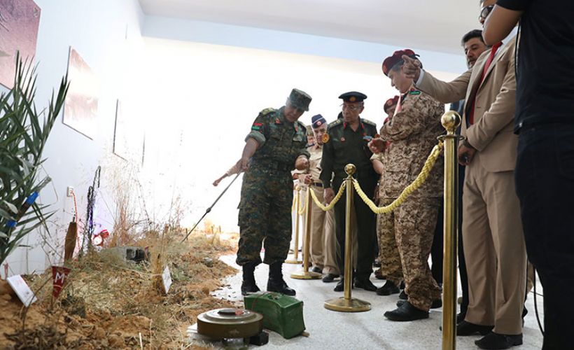 Libya ordusu Hafter milislerinin sivil yerleşimlere tuzakladığı mayınları sergiledi