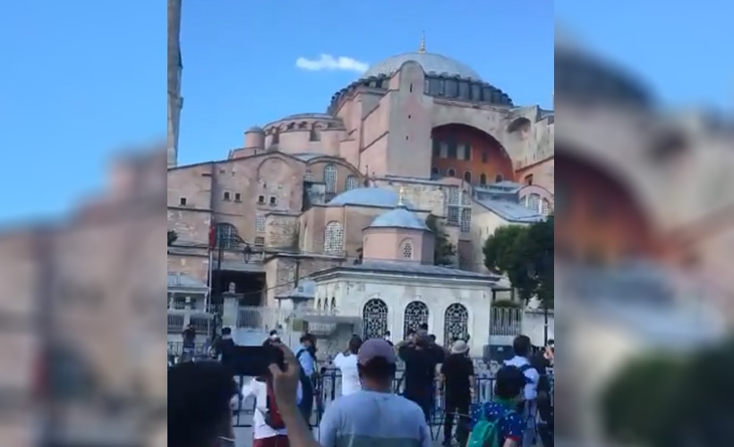 Ayasofya Camii'nde ilk ezan okundu