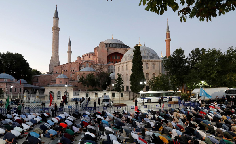 Rusya’dan Ayasofya açıklaması: Üzüntü duyuyoruz