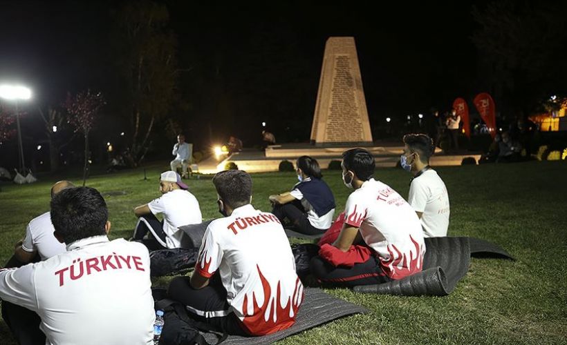 TBMM'de 'demokrasi nöbeti' başladı