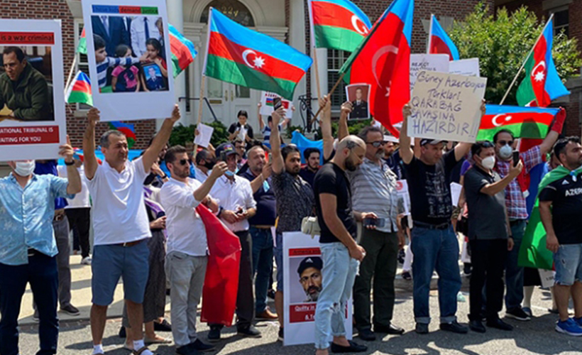 ABD'deki Azerbaycanlılar, Ermenistan'ın saldırılarını protesto etti