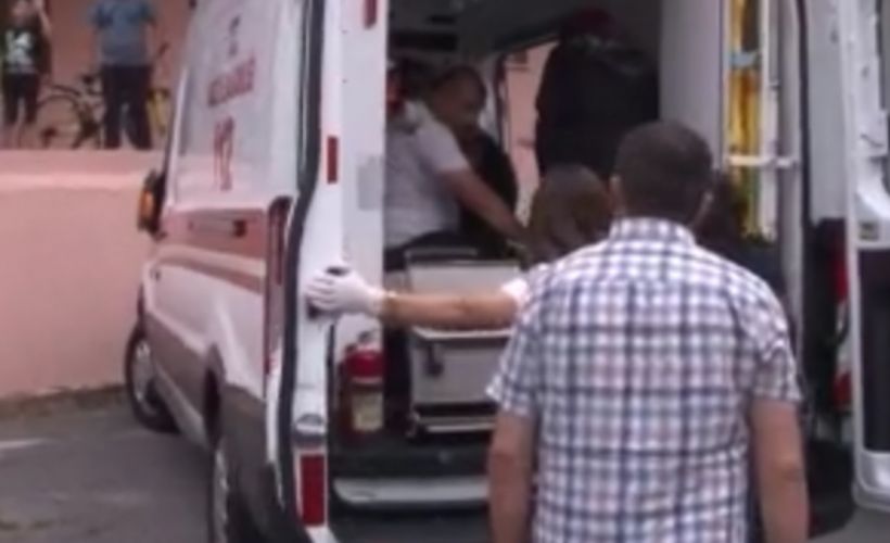 Maltepe'de alacak verecek meselesinden dolayı kavga çıktı, 2 kişi yaralandı