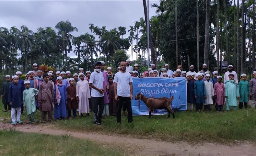 Arakanlı ve Bangladeşli yetimler Ayasofya Camisi için dua etti