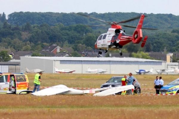 Almanya'da feci kaza: Planörle yere çakıldı