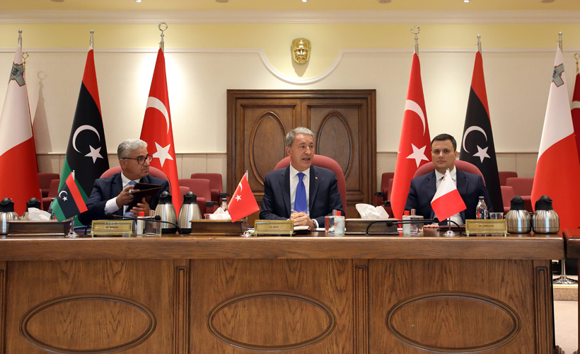 Ankara'da üçlü Libya toplantısı