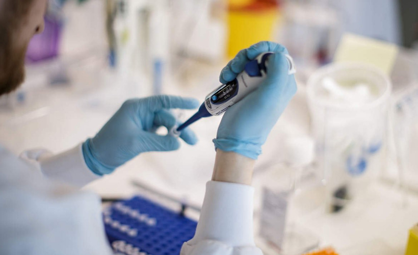 Oxford'un geliştirdiği koronavirüs aşısı olumlu sonuç verdi