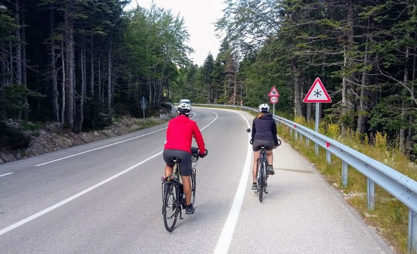Avrupalı Turist Bisiklet İstiyor