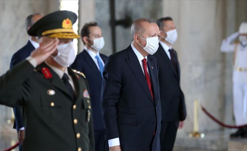 'TSK kem gözlere karşı vatanımızın güvenliği ve bekasının teminatı olmayı sürdürüyor'