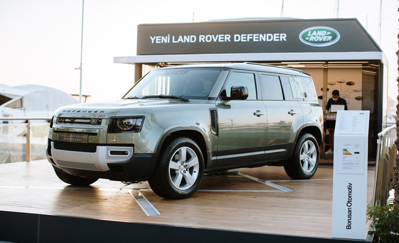 Yeni Land Rover Defender, sevenleriyle buluşuyor