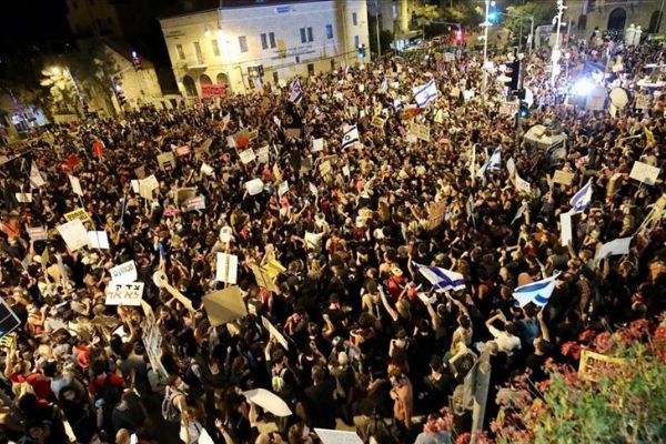 İsrail'de Netanyahu karşıtı gösteriler ülke geneline yayılıyor