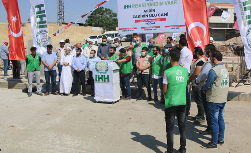 İHH, Afrin'de 1500 kişilik cami inşaatına başladı
