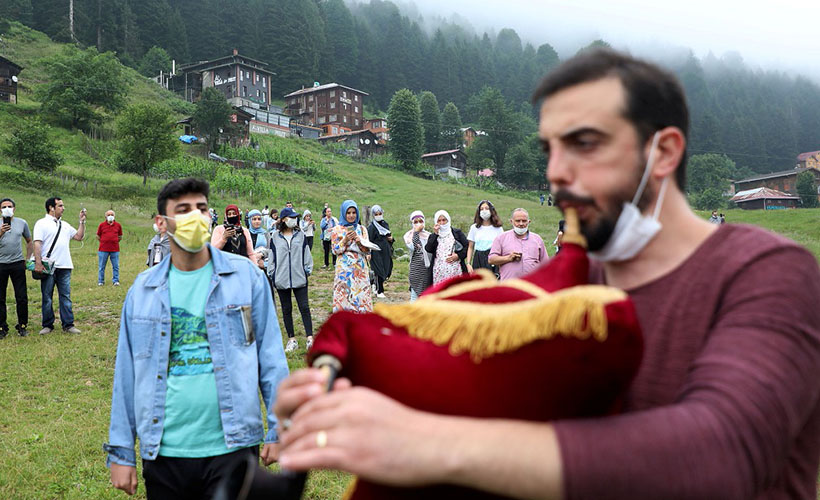 Ayder Yaylası misafirlerini ağırlamaya başladı