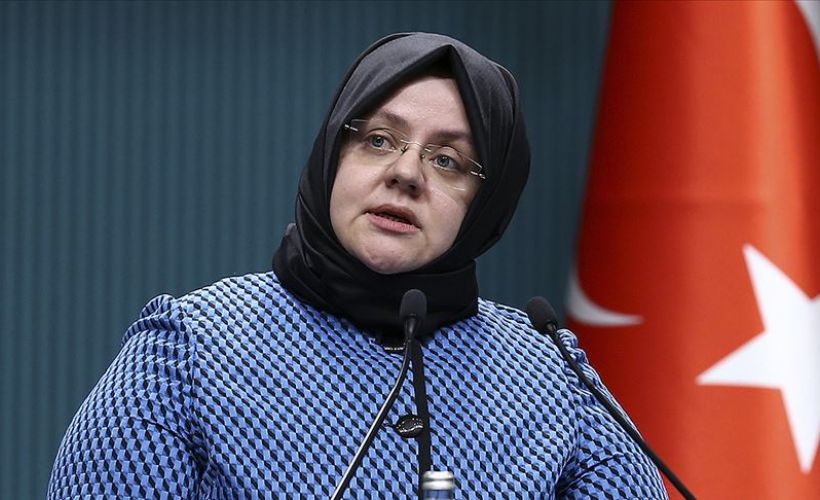 Bakan Selçuk: Çalışan annelere bakıcı desteği 300 euroya çıkarıldı