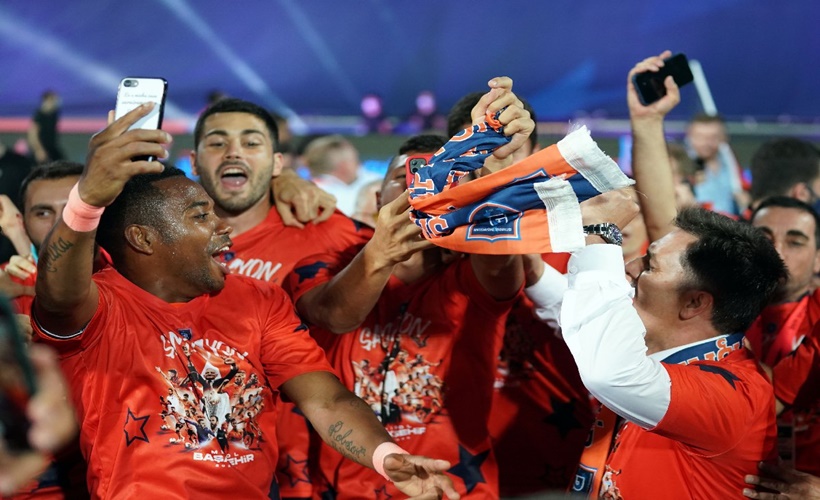 Başakşehir'de şampiyonluk kutlaması startı