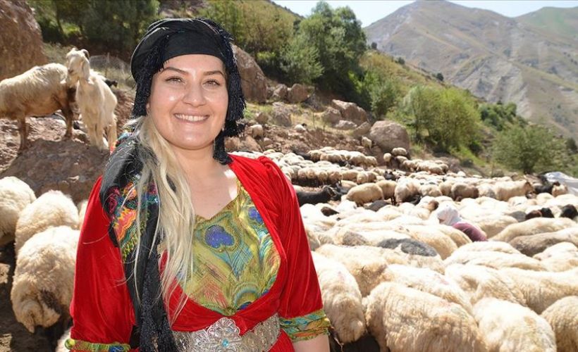 Yüksekova'da mutlu bir köy öğretmeni: Alime Taşcı