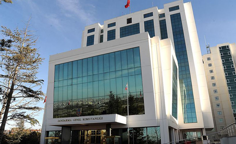 Jandarmada 4 general ve 60 albay emekliliğe sevk edildi