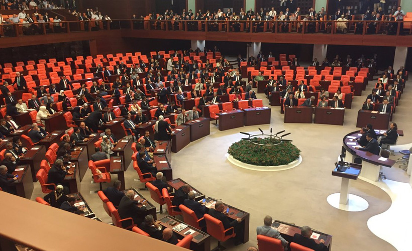 TBMM 2 aylık tatile girdi