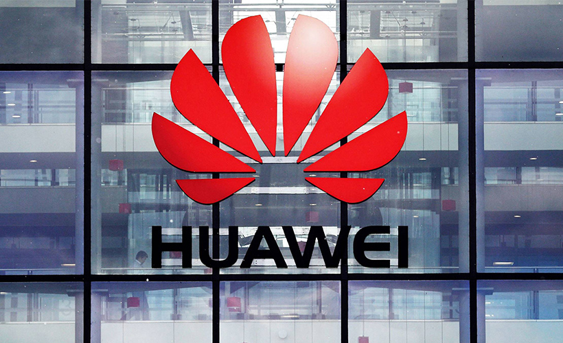 Huawei, ABD’nin yaptırımlarına rağmen zirveye oturdu
