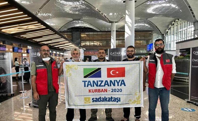 Sadakataşı kurban ekipleri yola çıktı