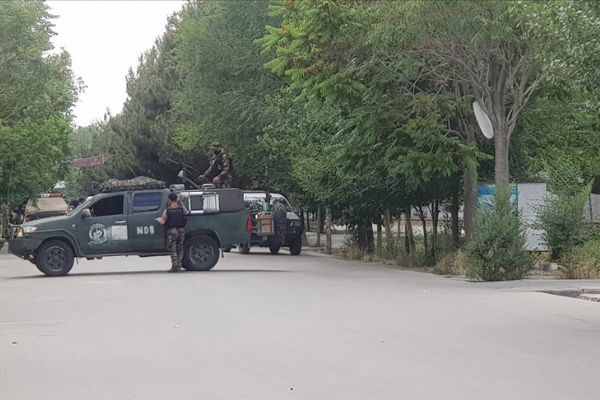 Afganistan'da bomba yüklü araçla düzenlenen saldırıda 8 sivil öldü
