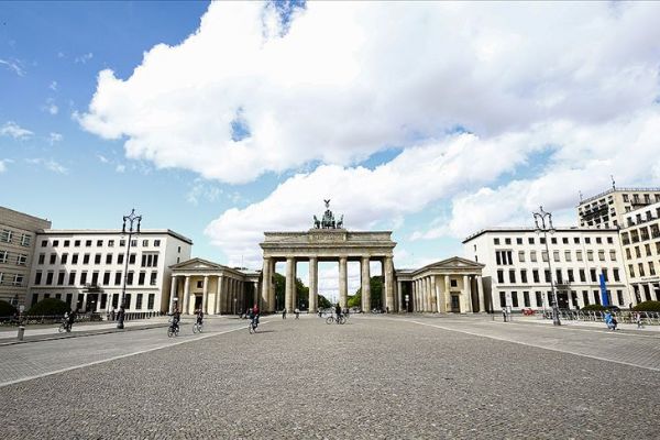 Alman ekonomisi ikinci çeyrekte Kovid-19'dan dolayı yüzde 10,1 küçüldü