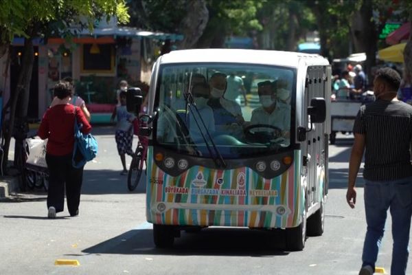 Büyükada'da elektrikli araç seferleri başladı