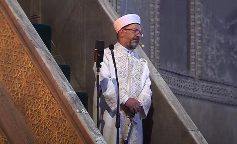 Ayasofya’da 86 yıl sonra ilk bayram hutbesi okundu