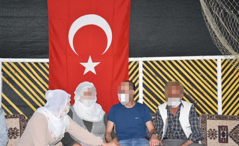 Jandarmanın ikna ettiği terörist, güvenlik güçlerine teslim oldu
