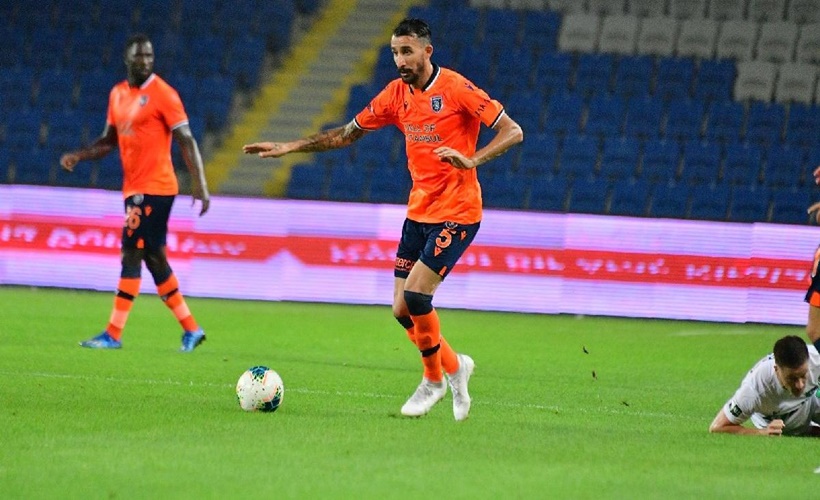 Başakşehir, Mehmet Topal'la devam