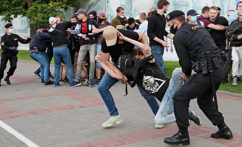 Belarus’ta seçimler bitti; protestolar sürüyor