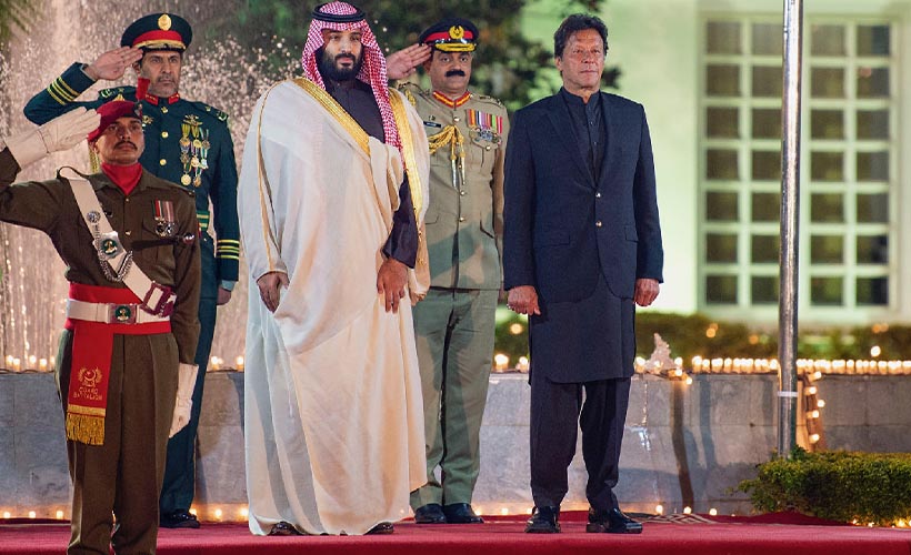 Suudi Arabistan, Pakistan’a verdiği krediyi geri istedi