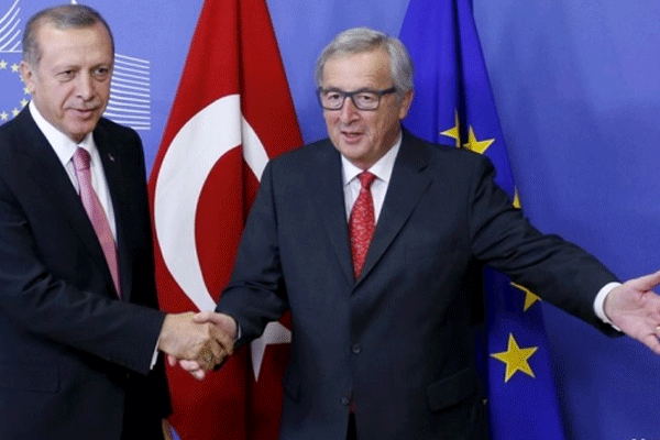 AB'den Erdoğan'a mülteci çıkışı