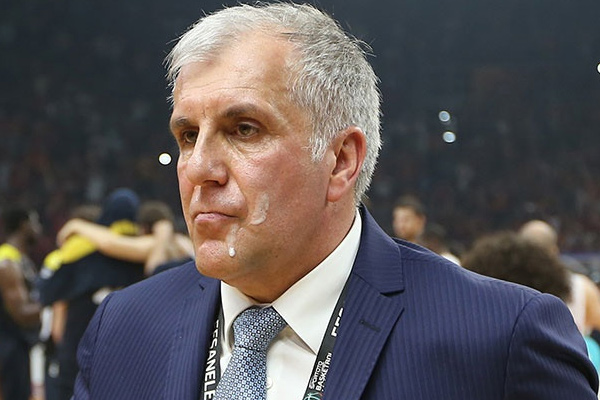 Obradovic'e tüküren taraftar serbest bırakıldı