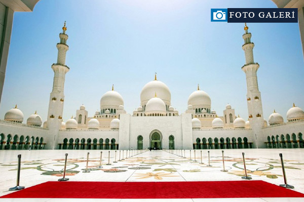 Dünyanın en büyük camileri