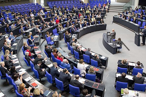 'Türk kökenli milletvekilleri hayal kırıklığına uğrattı'