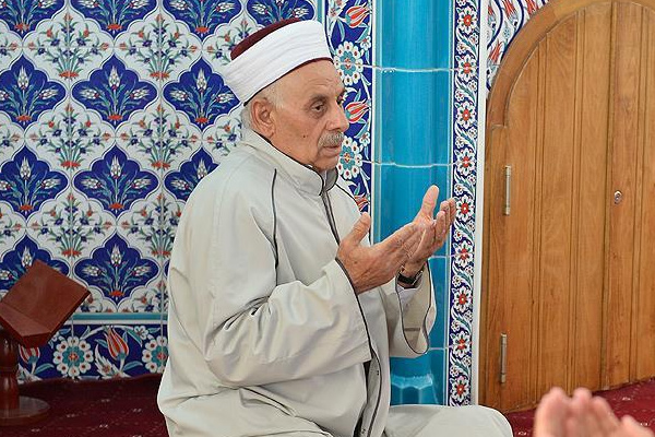 Nusaybin'in ezansız kalmasına gönlü elvermedi