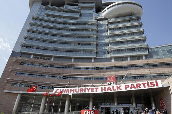 CHP'de bir grup muhalif bildiri hazırlığında