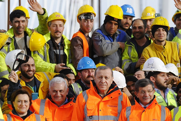 3. köprü çalışanlarına ikramiyeleri dağıtıldı