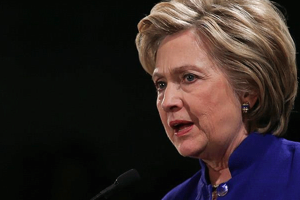 Clinton, adaylığını garantiledi