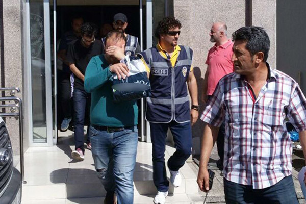 Sahte galeriyle milyonluk lüks araç vurgunu